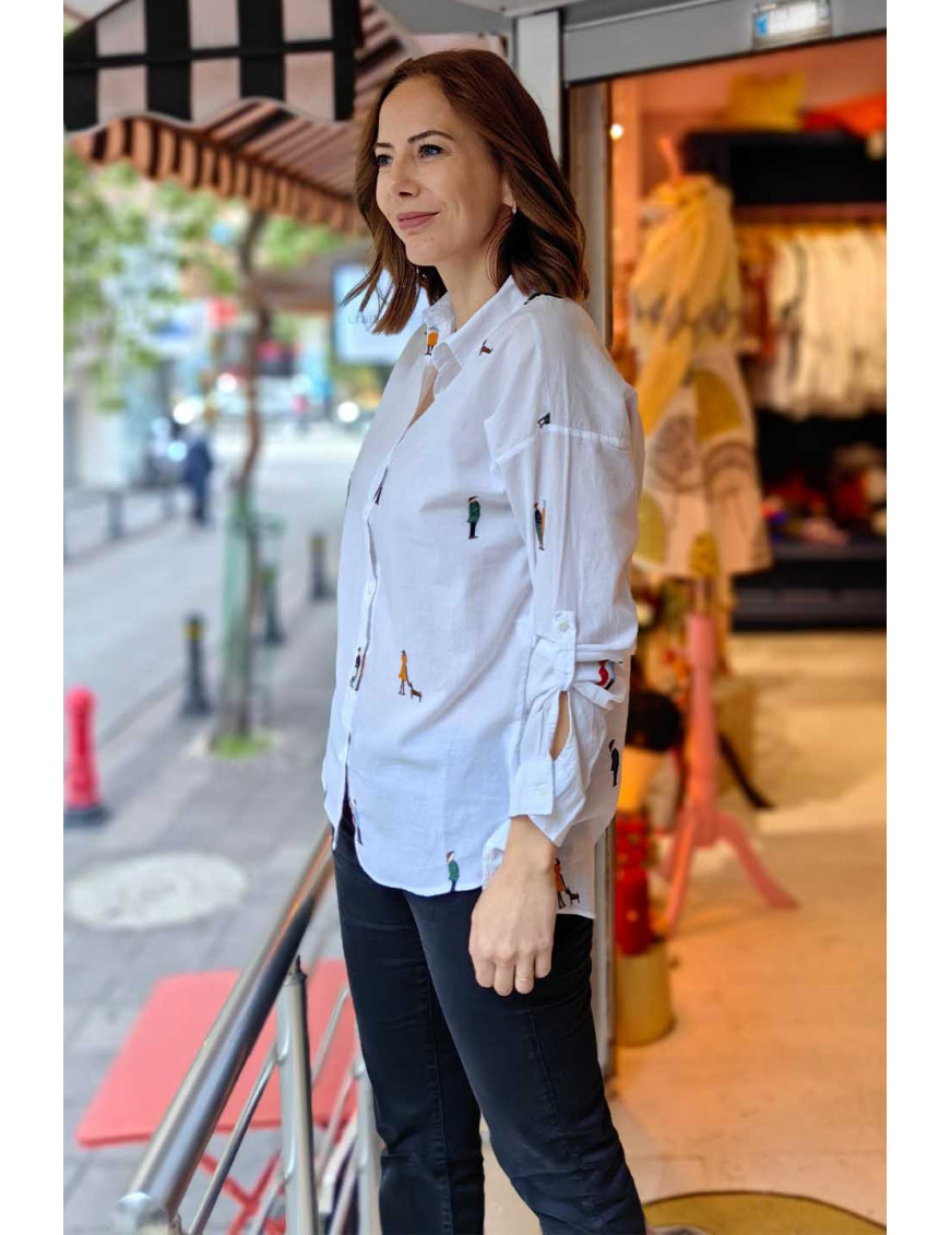 İnsan Figür Nakışlı Kadın Gömlek | Rahat Kesim Pamuk Gömlek Modelleri