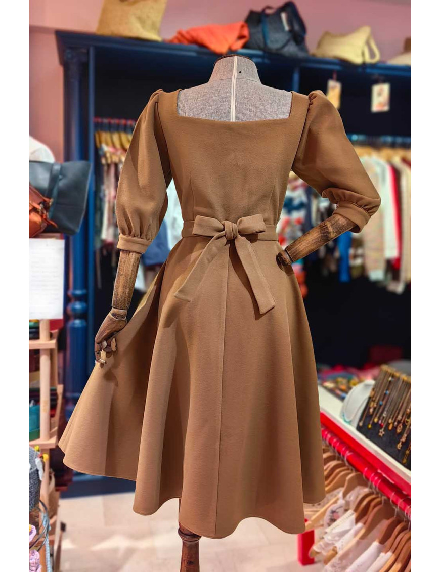 Etnik Desenli Kalp Yaka Camel Elbise | Özel Tasarım Butik