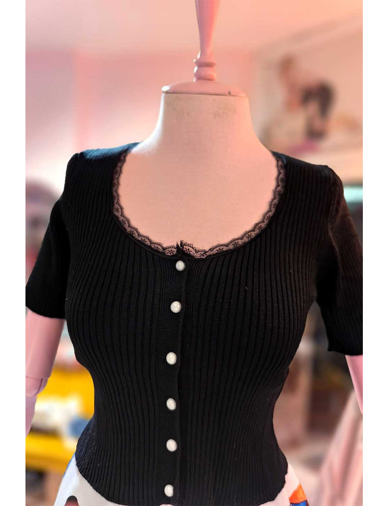 Dantel Yakalı İnci Düğmeli Siyah Triko Bluz | [craft and boutique]