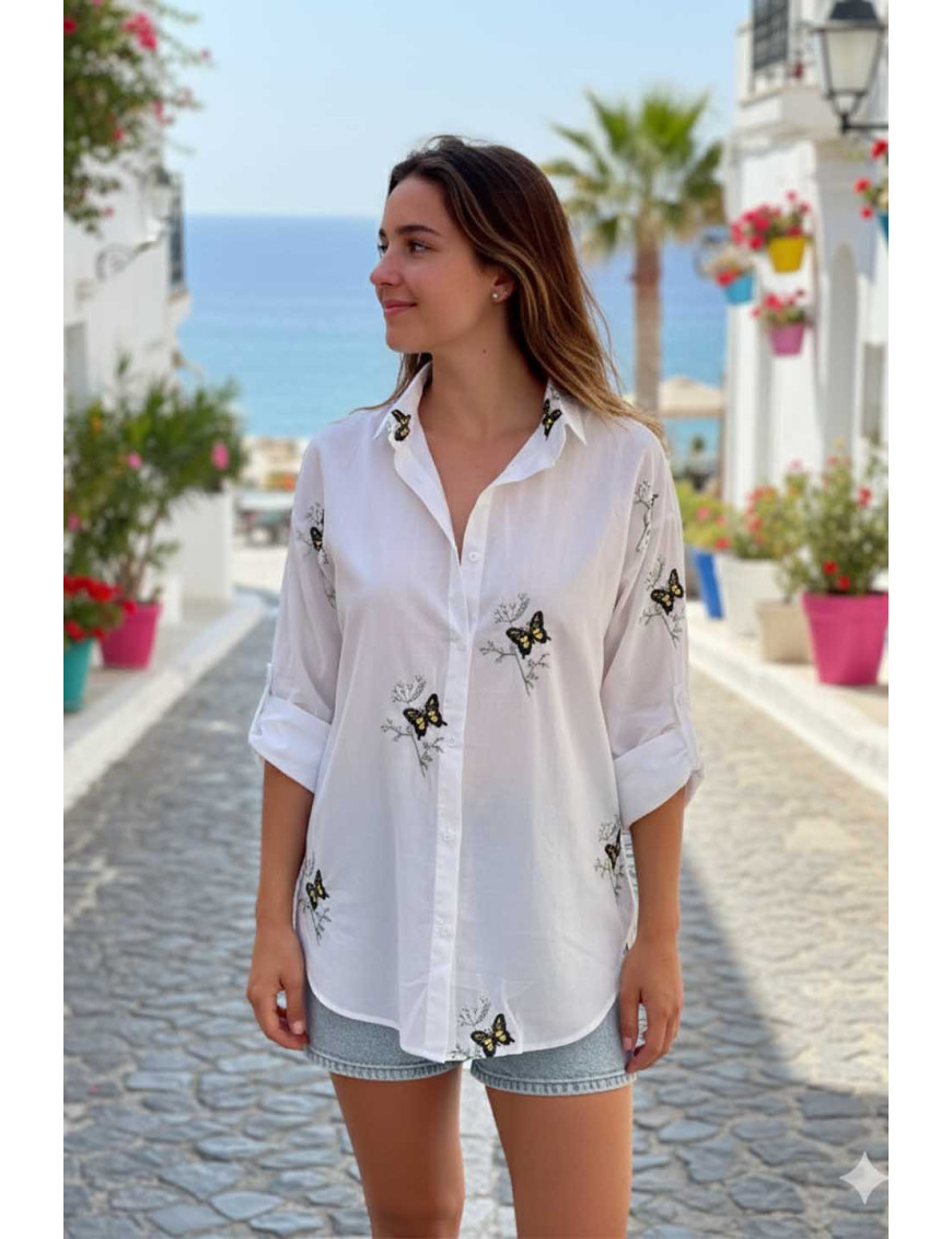 Kelebek Nakışlı Beyaz Yazlık Gömlek - Asimetrik Kesim | Craft and Boutique Handmade