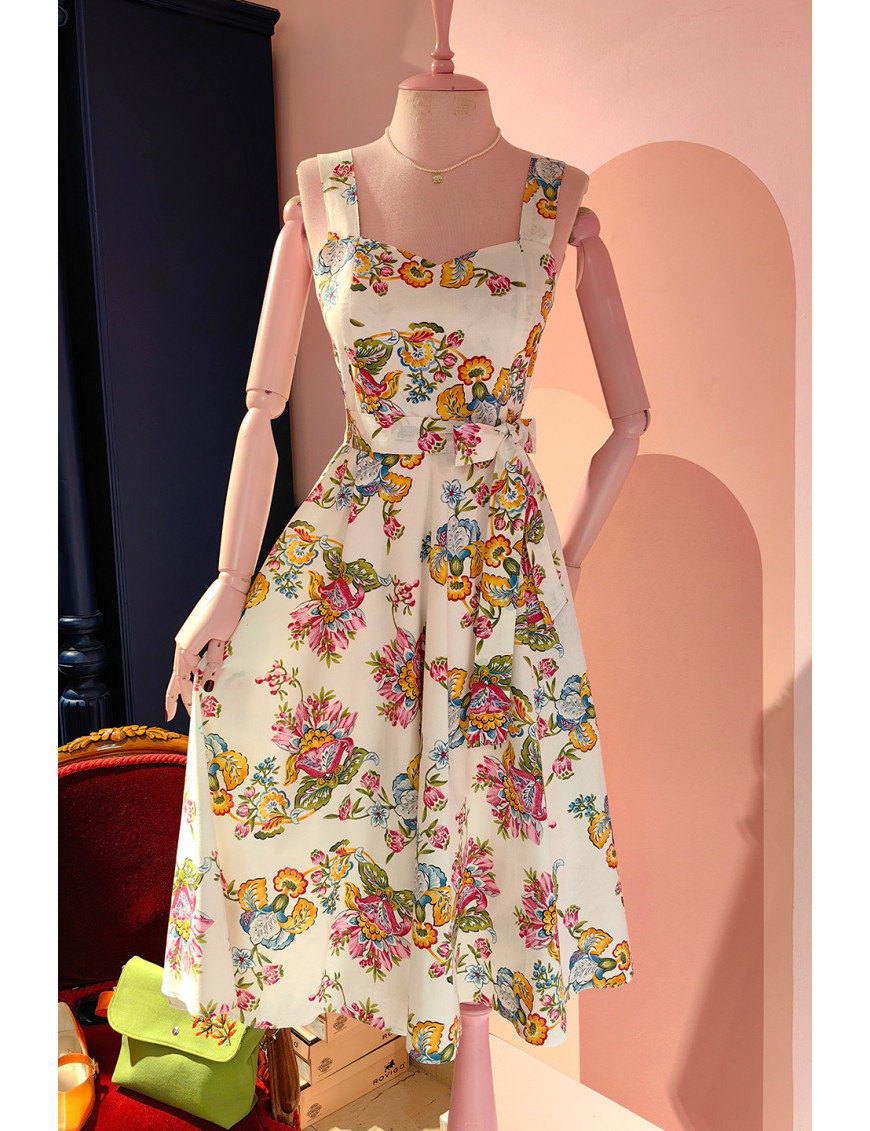 El Yapımı Çiçek Desenli Retro Tasarım Elbise - " Kalp Yaka Bahar Bahçesi"