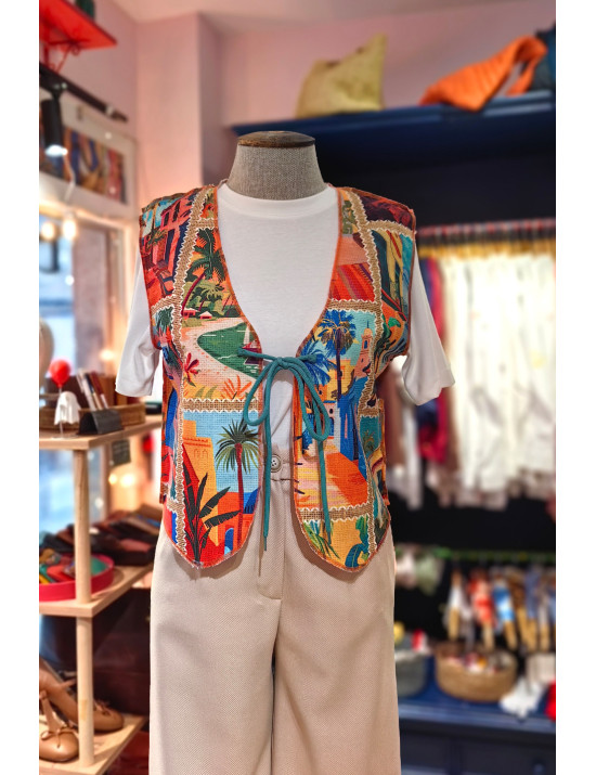 Vintage Çiçek Desenli Goblen Görünümlü Tasarım Bağlamalı Yelek