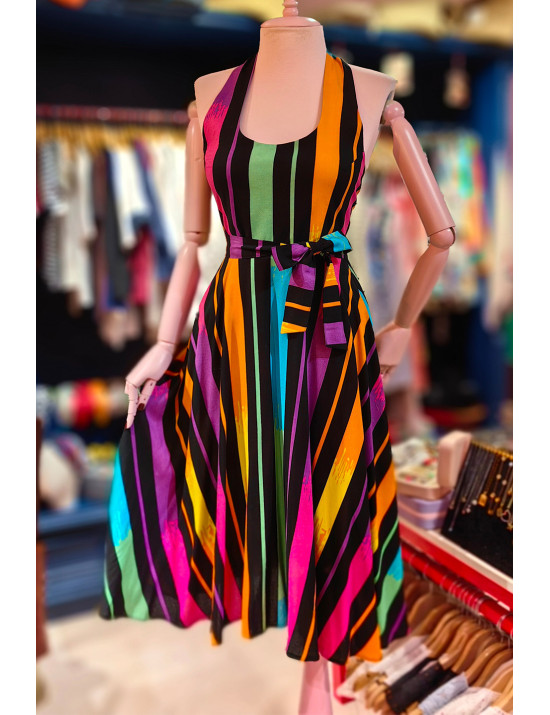 Sırt Dekolteli Renkli Çizgili Tasarım Elbise