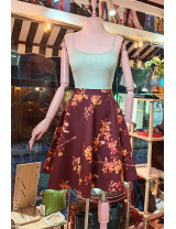 Bordo Hardal Çiçek Desenli Kloş Tasarım Mini Etek – Retro Şıklık