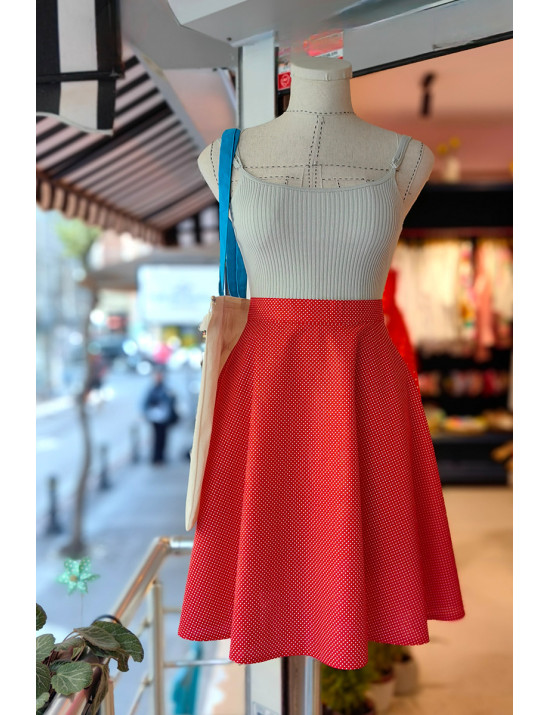 Kırmızı Mini Beyaz Puantiyeli Kloş Tasarım Kısa Etek - Poplin