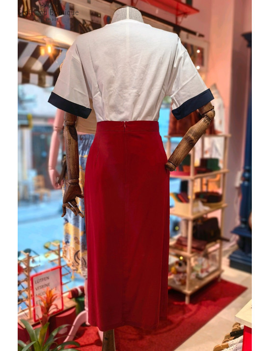 Berry Sweet Nakışlı Beyaz Crop Tişört | Yazlık Kadın Tişört Modelleri