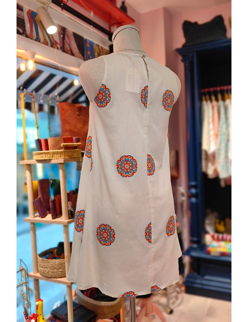 Etnik Mandala Desenli Kolsuz Beyaz Elbise | Yazlık Bohem Modeller - Craft and Boutique Handmade