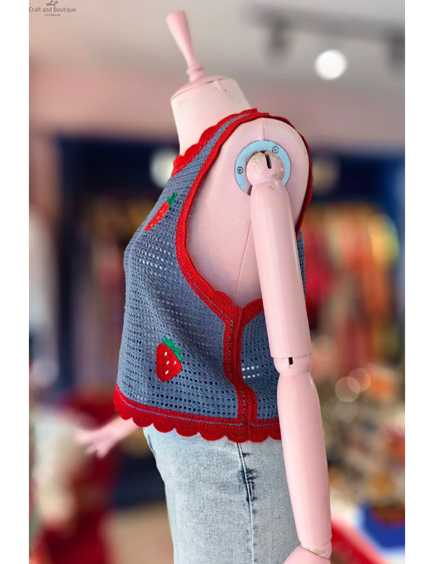 El Yapımı Çilek Desenli Örgü Süveter | Yazlık Kadın Süveter Modelleri