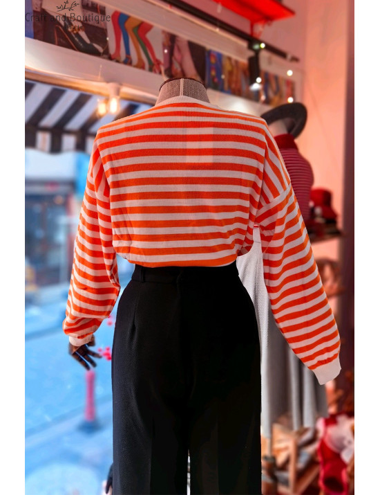 Kadın Balon Kol Çizgili Triko Modelleri | Sevimli Ayıcık Nakışlı Kazak