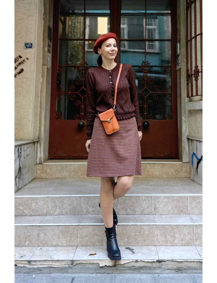 Kahverengi Ajurlu Örgü Hırka | Fırfır Detaylı Retro Slim Fit Hırka